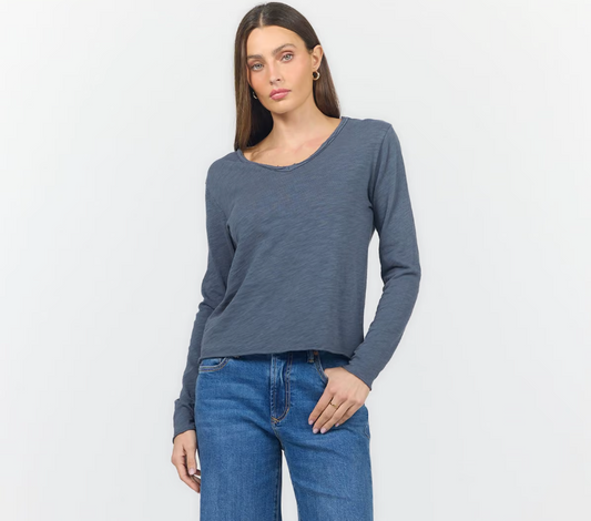 Vanya L/S Tee
