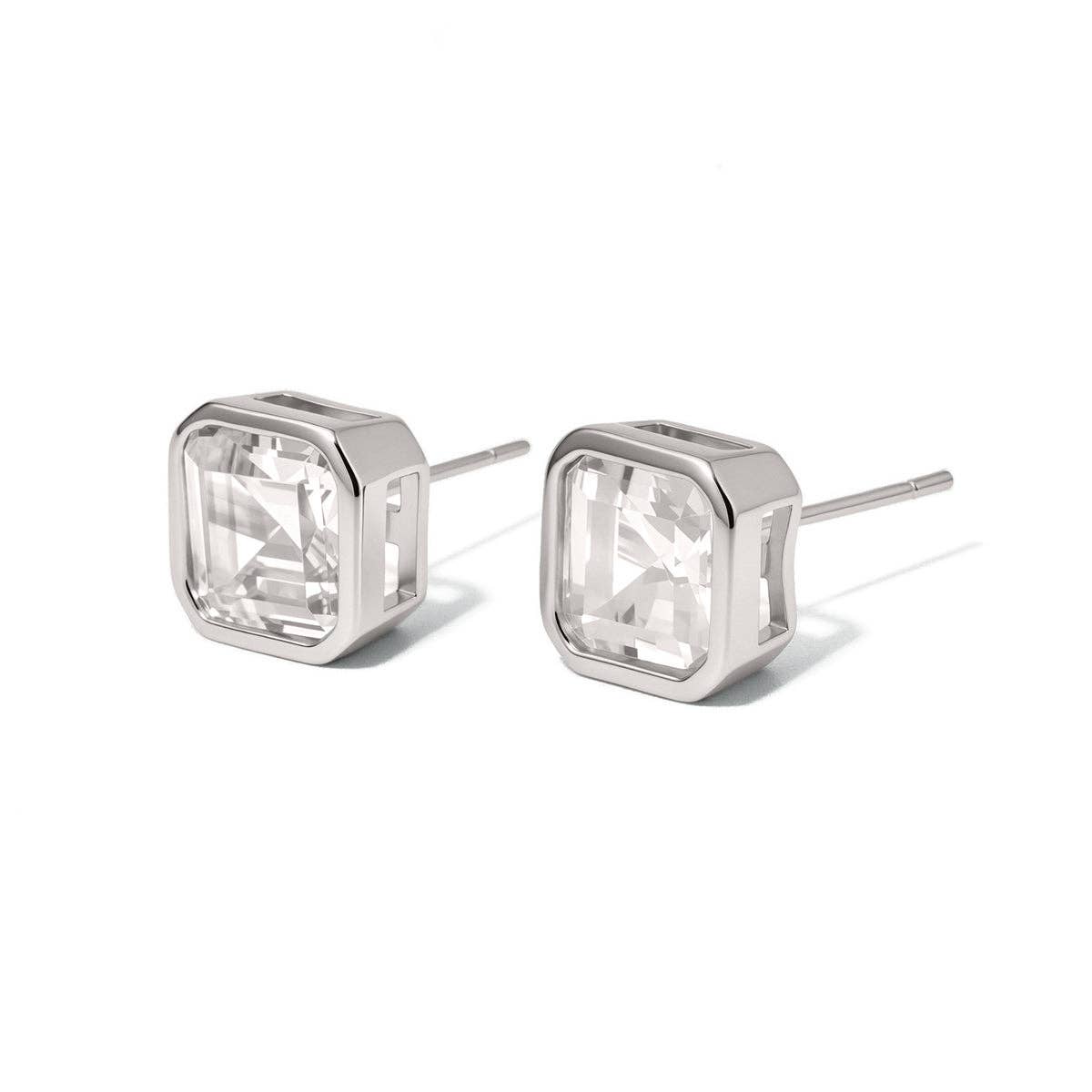 Bezel Diamond Stud Earrings - WATERPROOF