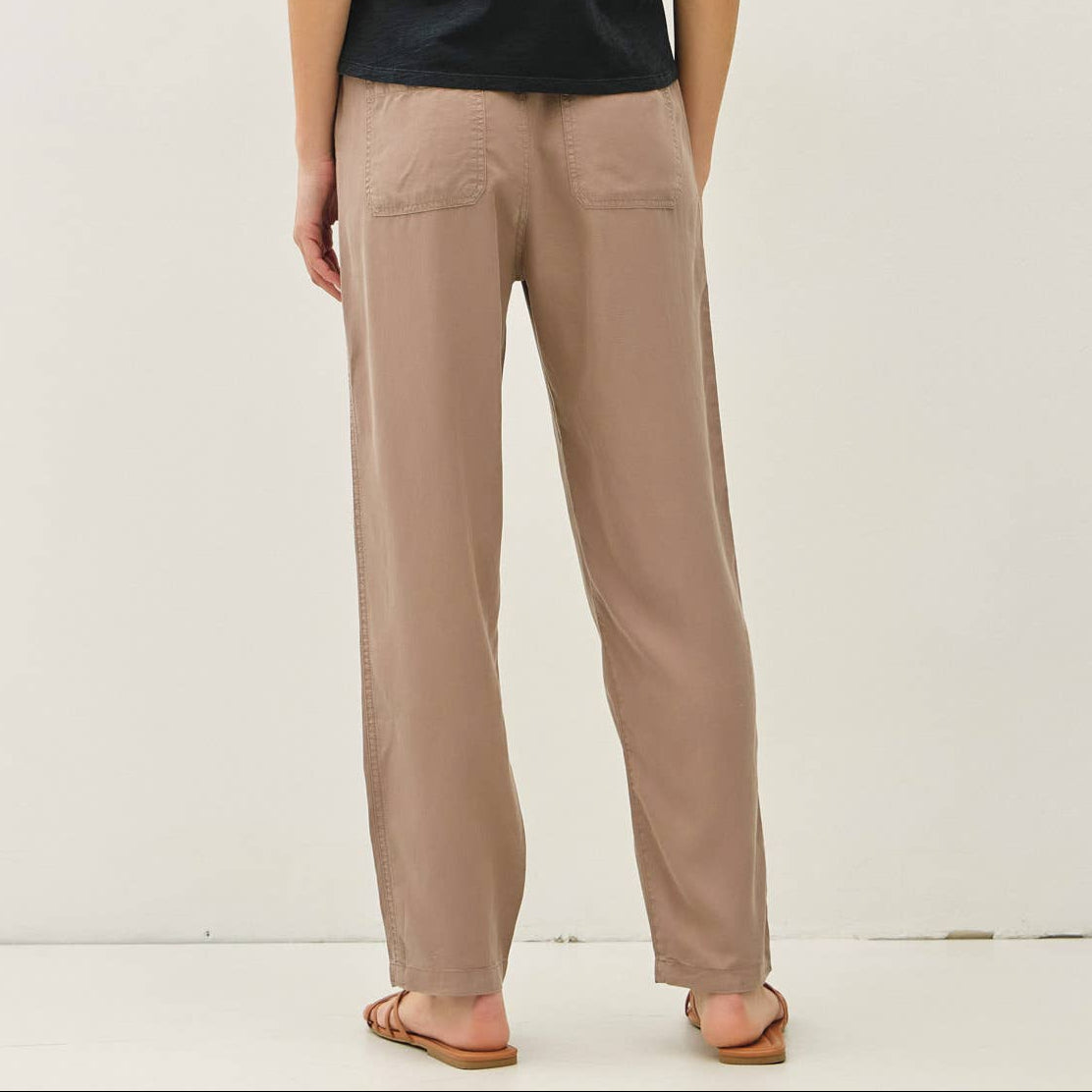 Lara Tencel Ankle Pants