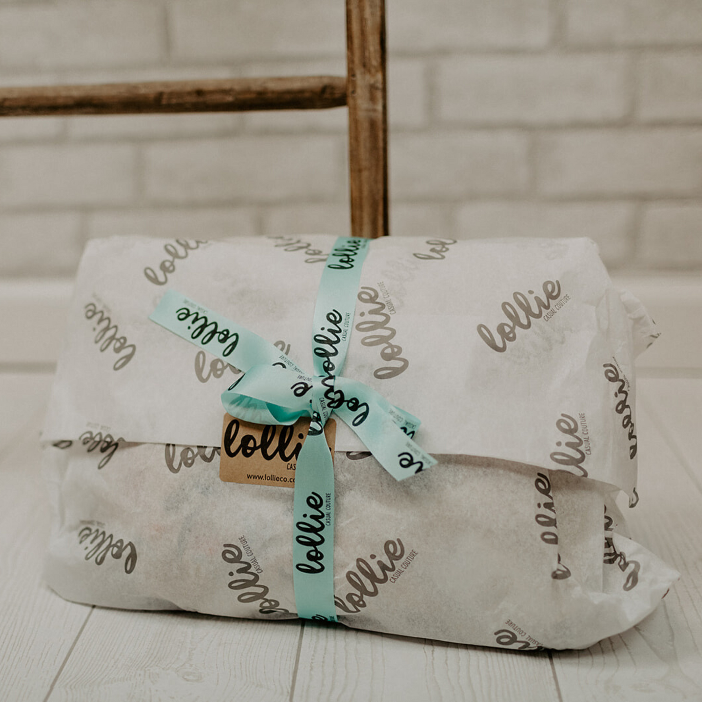 Lollie Luxe Box Subscription Wrapped