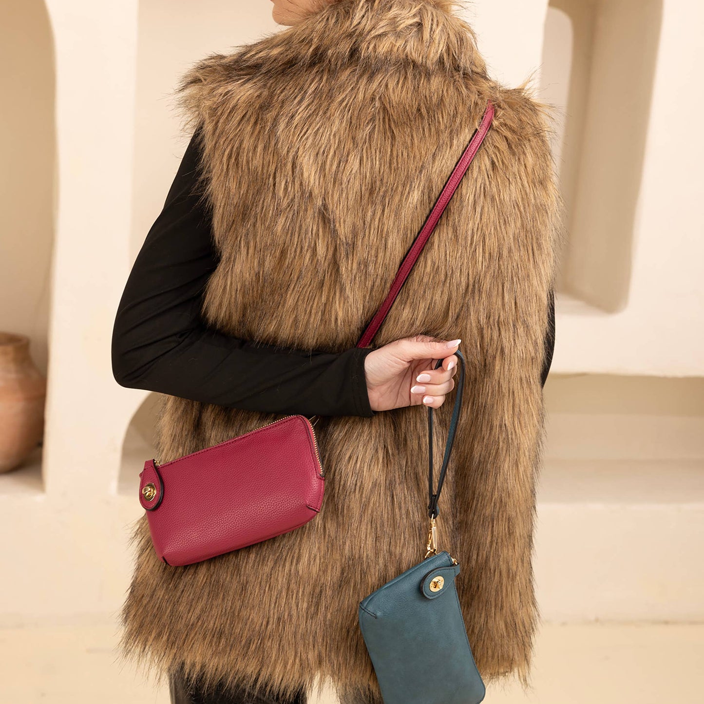 Kendall Twist Lock Crossbody/Wristlet Bag