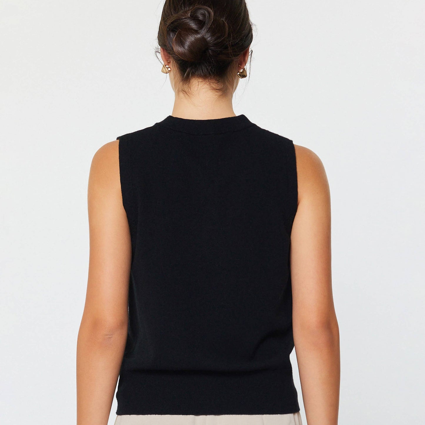 Black Sleeveless Henley Knit Vest