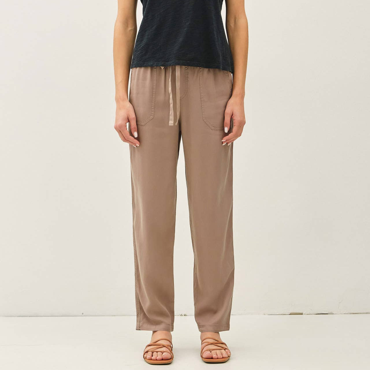Lara Tencel Ankle Pants