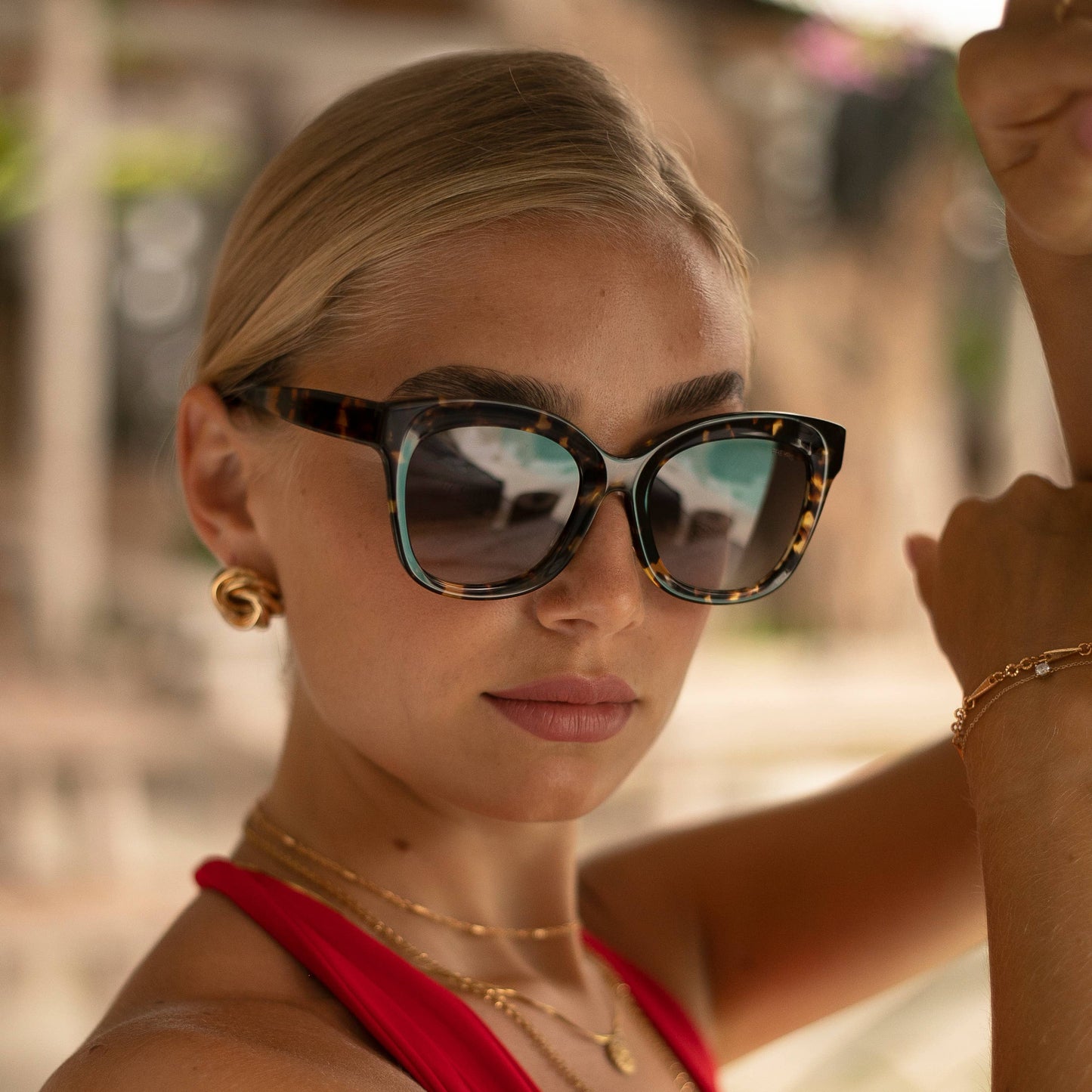 Naples Acetate Cat Eye Sunglasses: Tortoise