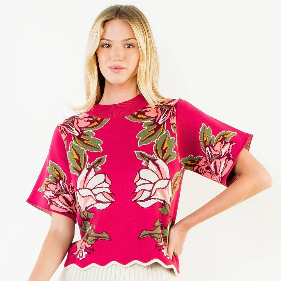 Short Sleeve Sweater With Scallop Hem