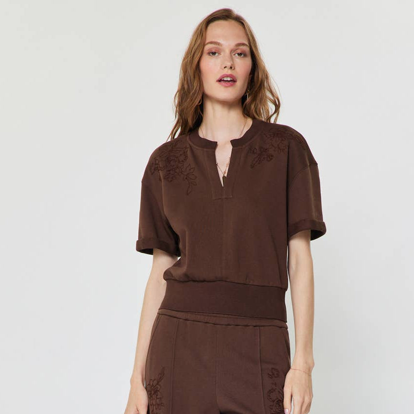 Embroidered Cropped Short Sleeve Sweatshirt