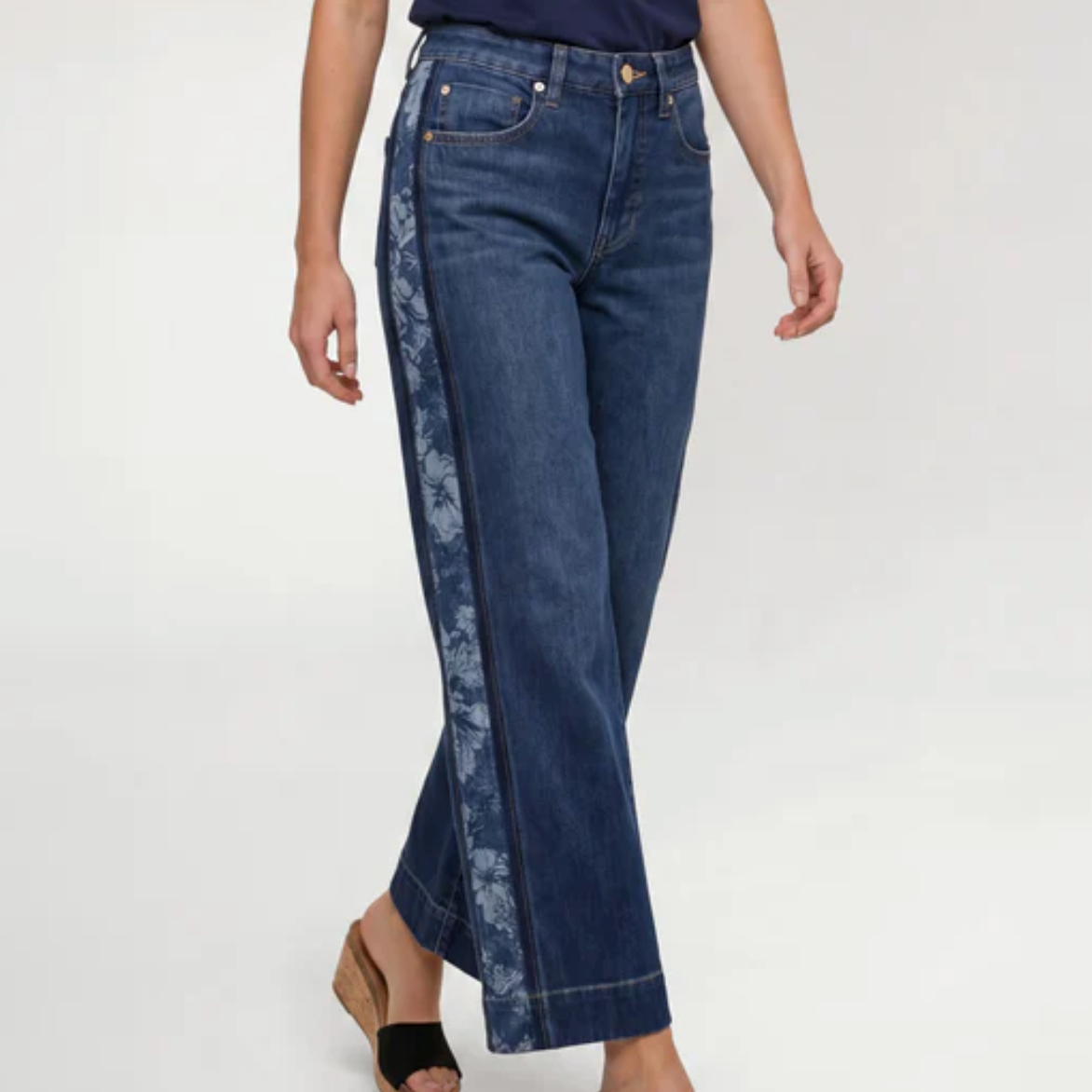Stride Wide Leg W/ Jacquard Blocking