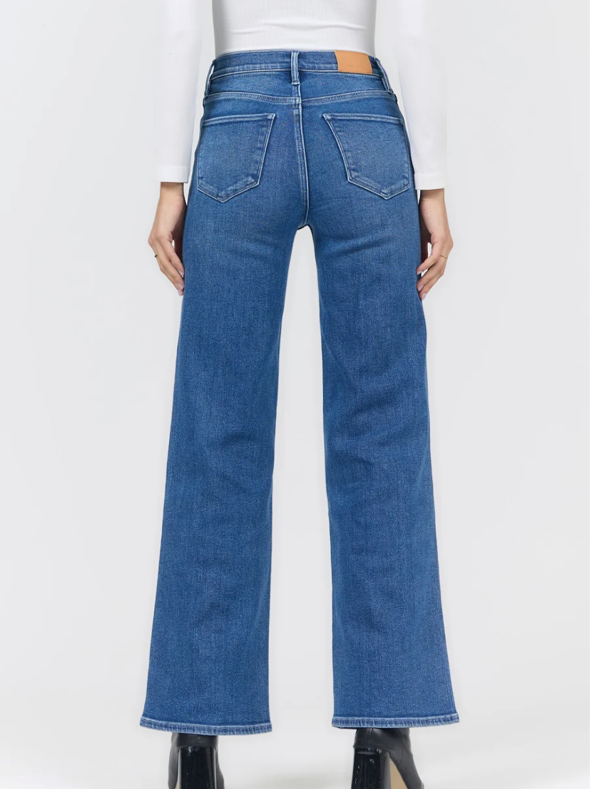 Margot Straight Leg Jean Drifting