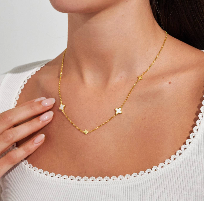Mother of Pearl Clover Necklace