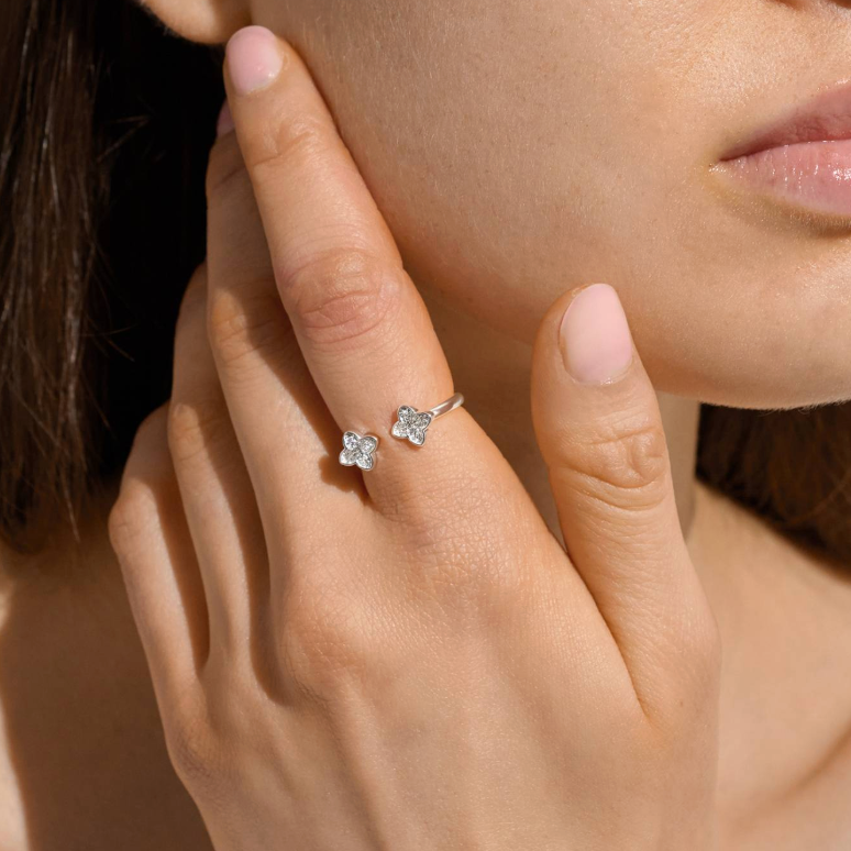 Signature Clover Collection Textured Clover Ring In Silver Plating
