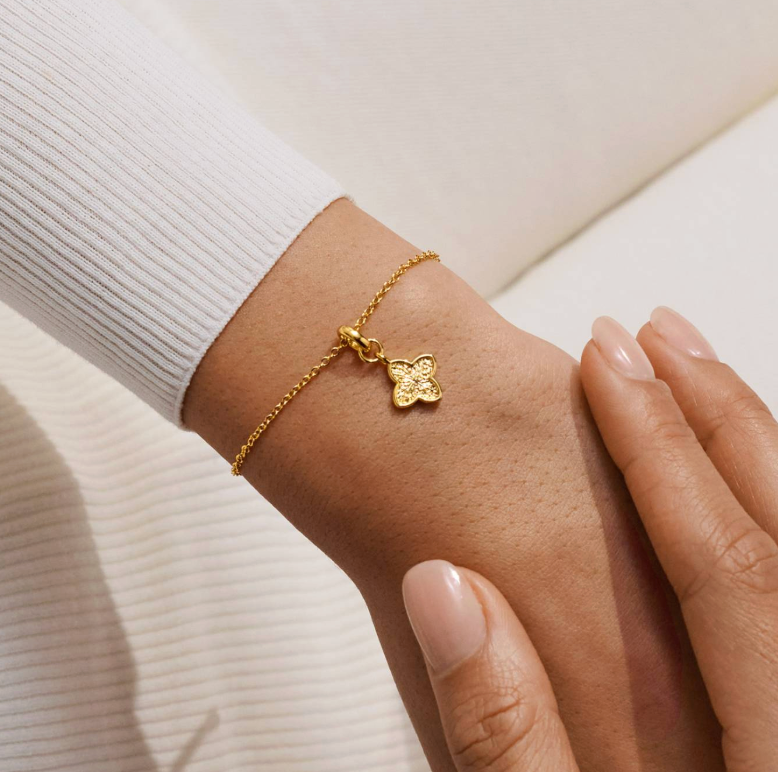 Signature Clover Collection Textured Clover Bracelet In Gold-Tone Plating