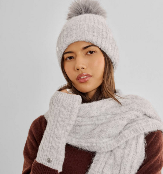Gray Cable Knit Hand Warmer