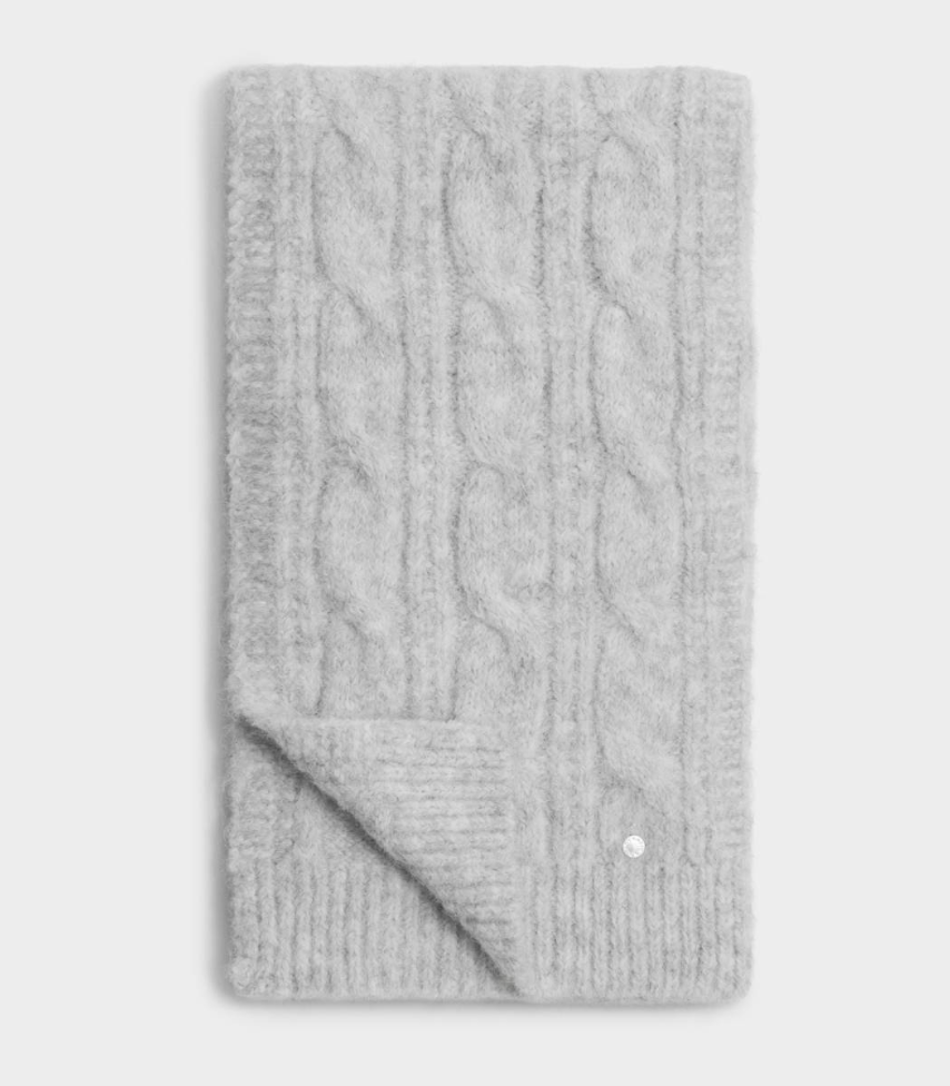 Gray Cable Knit Scarf