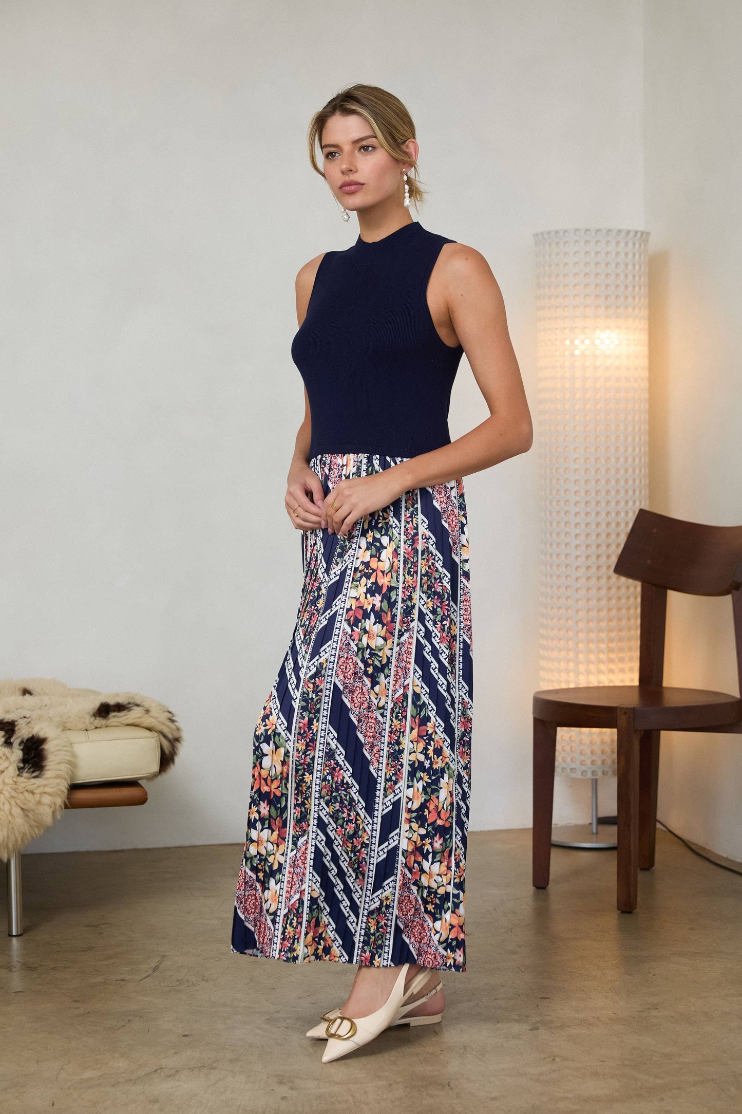 Sleeveless Printed Mixed Media Pleated Skirt Mock Neck Dress