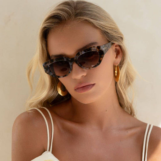 Frankie Acetate Cat Eye Sunglasses : Brown Pearl