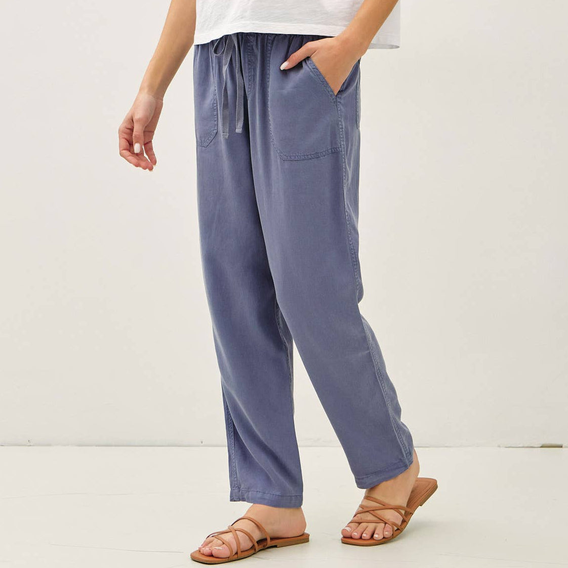 Lara Tencel Ankle Pants