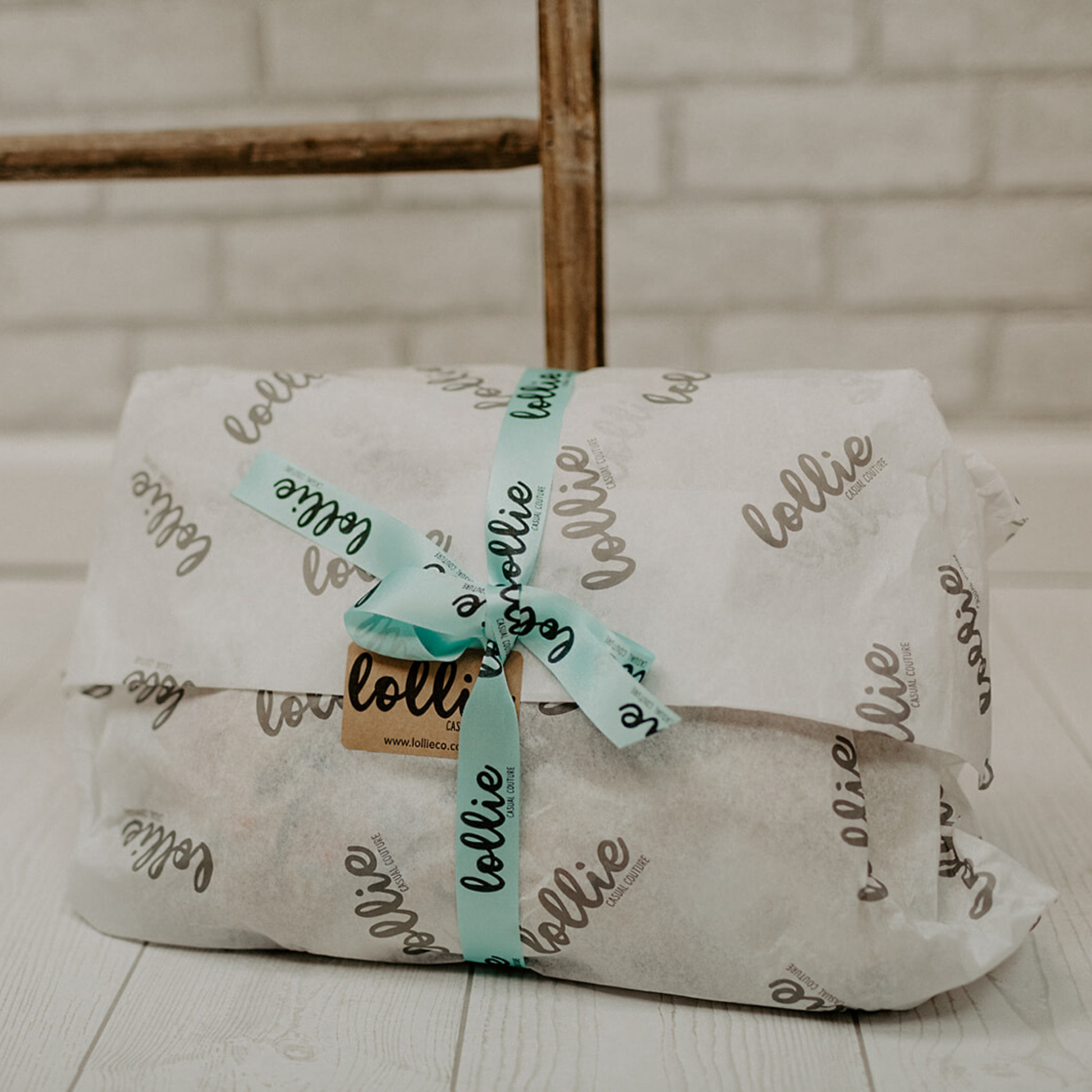 Lollie Luxe Box Subscription Wrapped